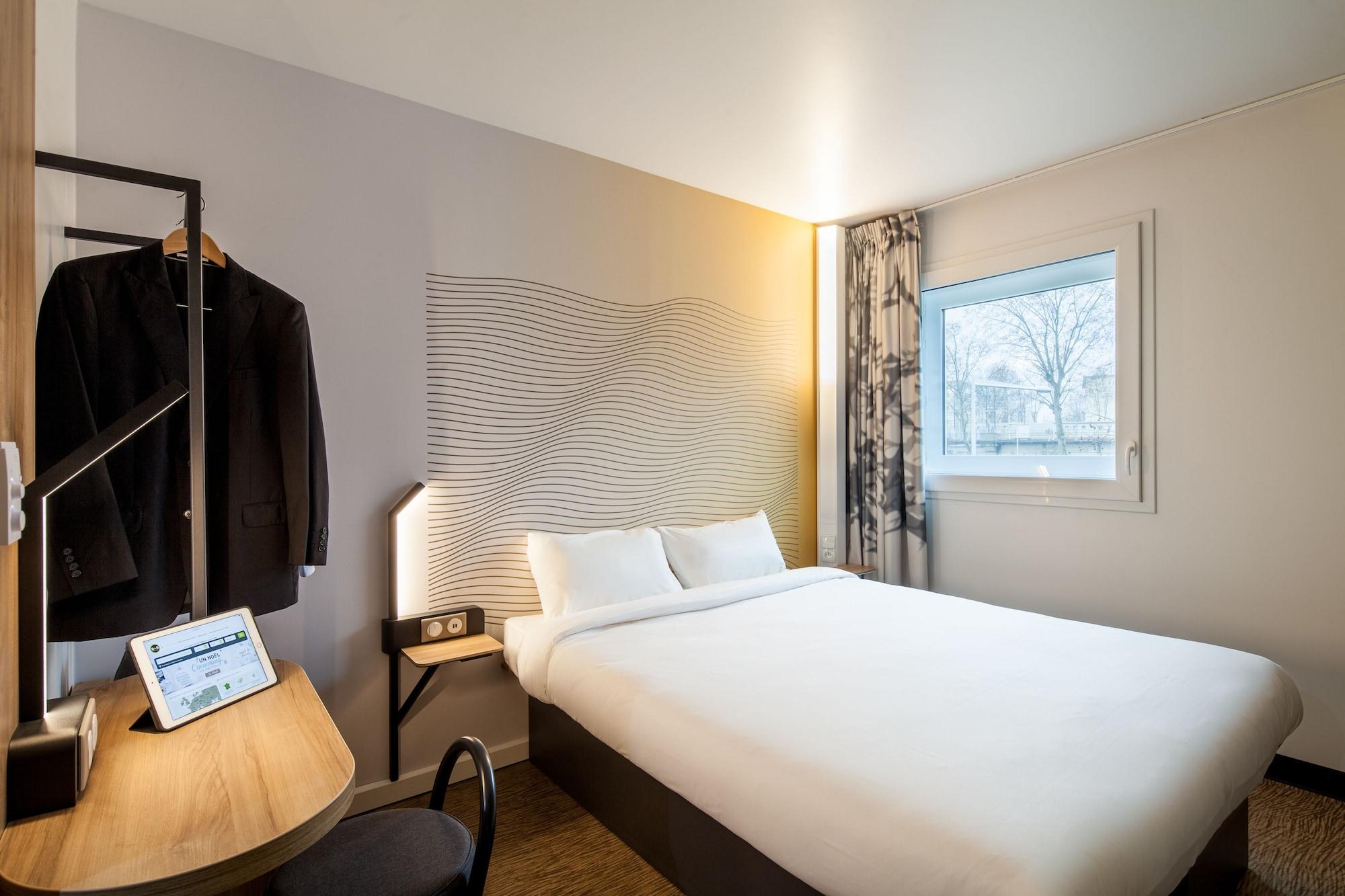 Rueil-malmaison Hotel 3*