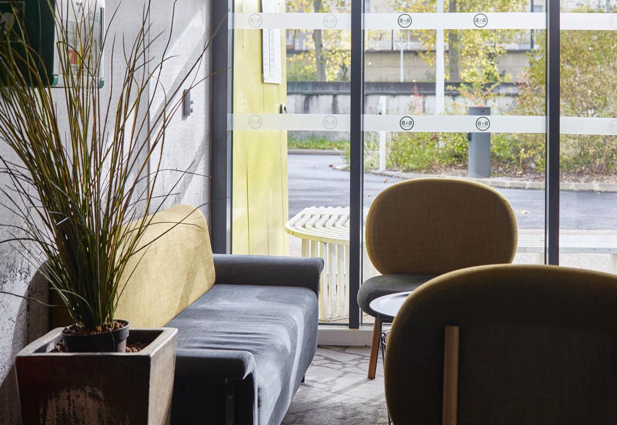 Rueil-malmaison Hotel Nanterre