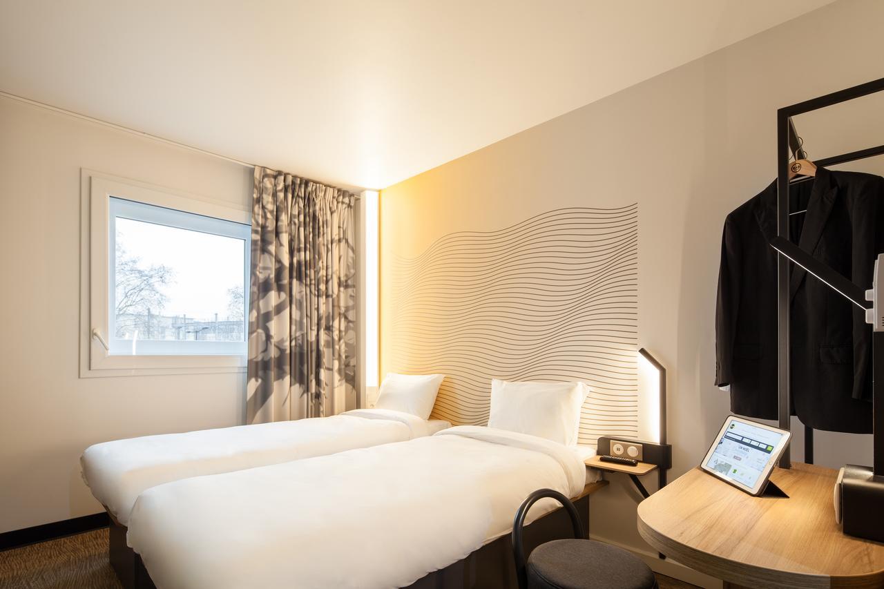 Rueil-malmaison Hotel 3*